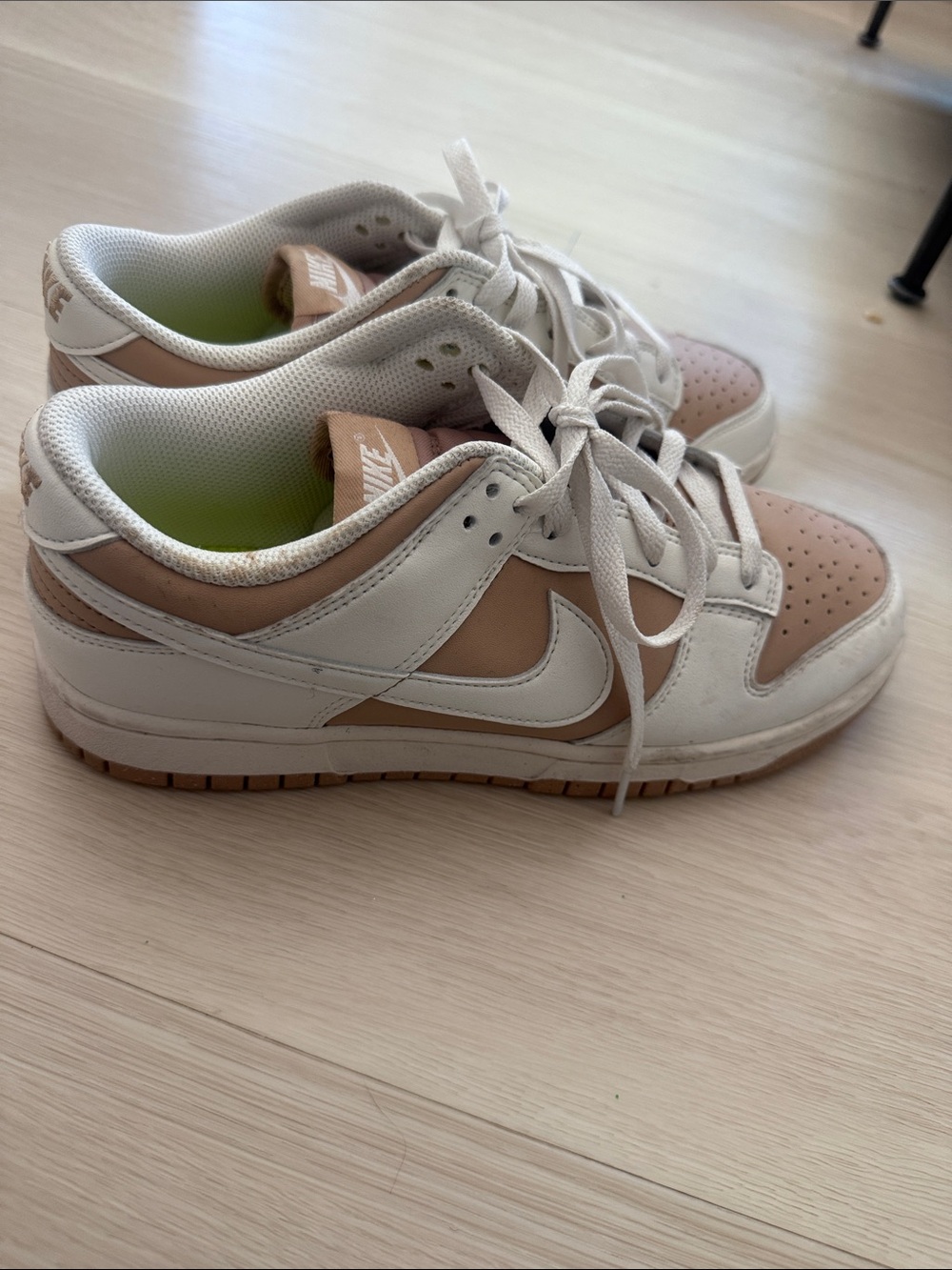 Nike Women's Low-Top Sneakers in White and Tan